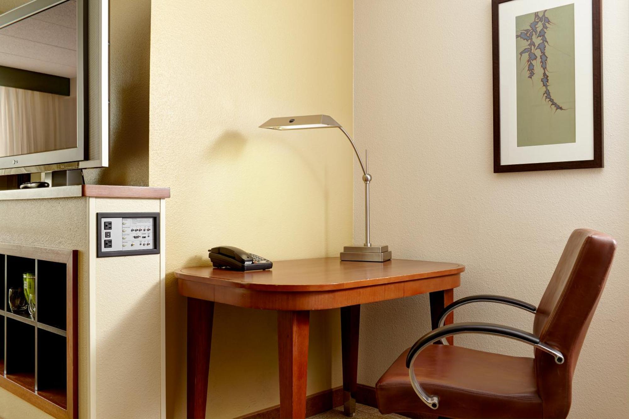 Hyatt Place Fort Worth / Cityview Екстериор снимка